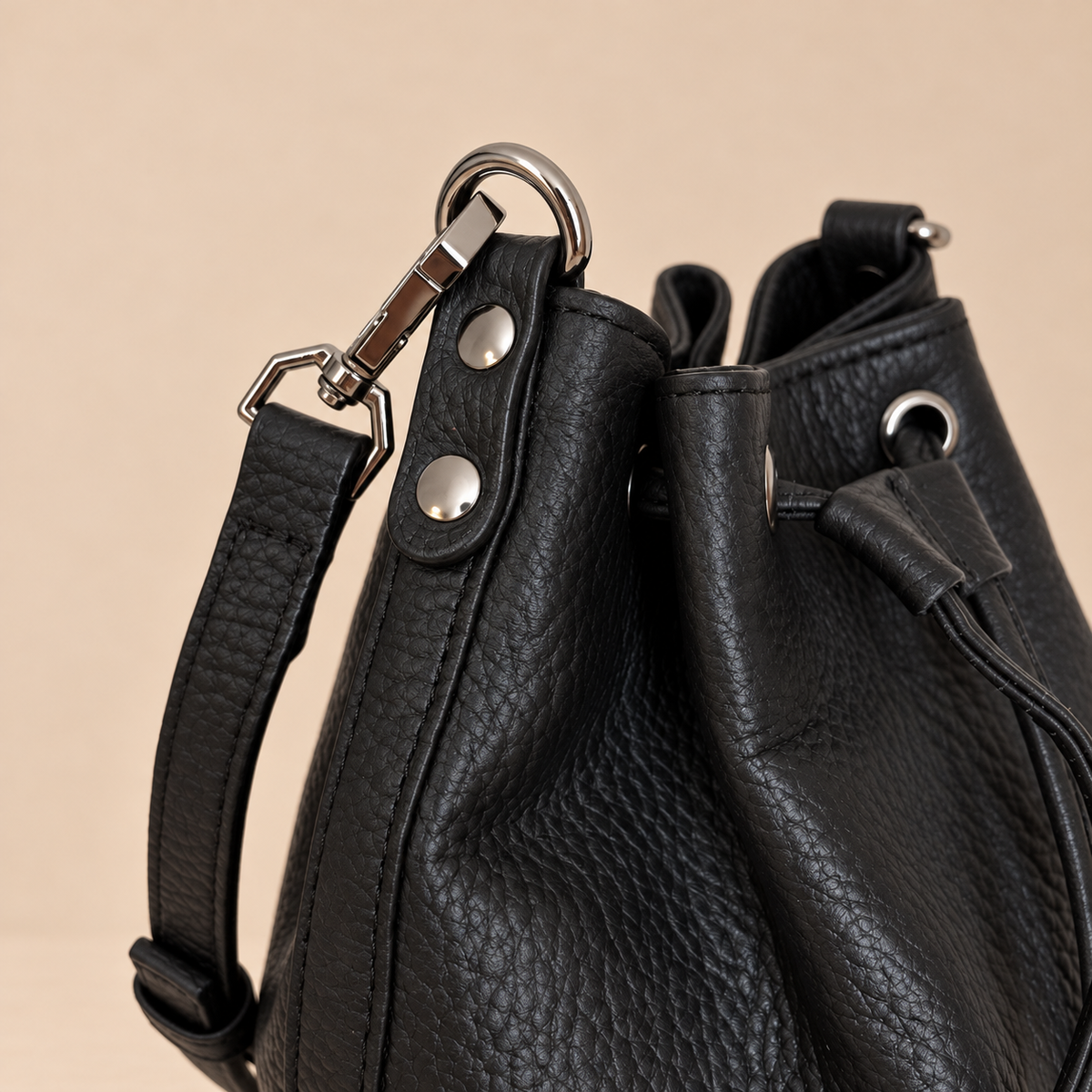 Bucket Chica – Negro